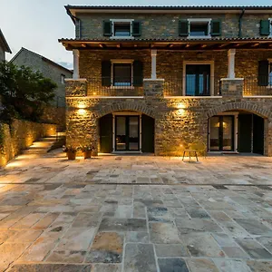  Apartman L'abbraccio Della Quercia Croatia